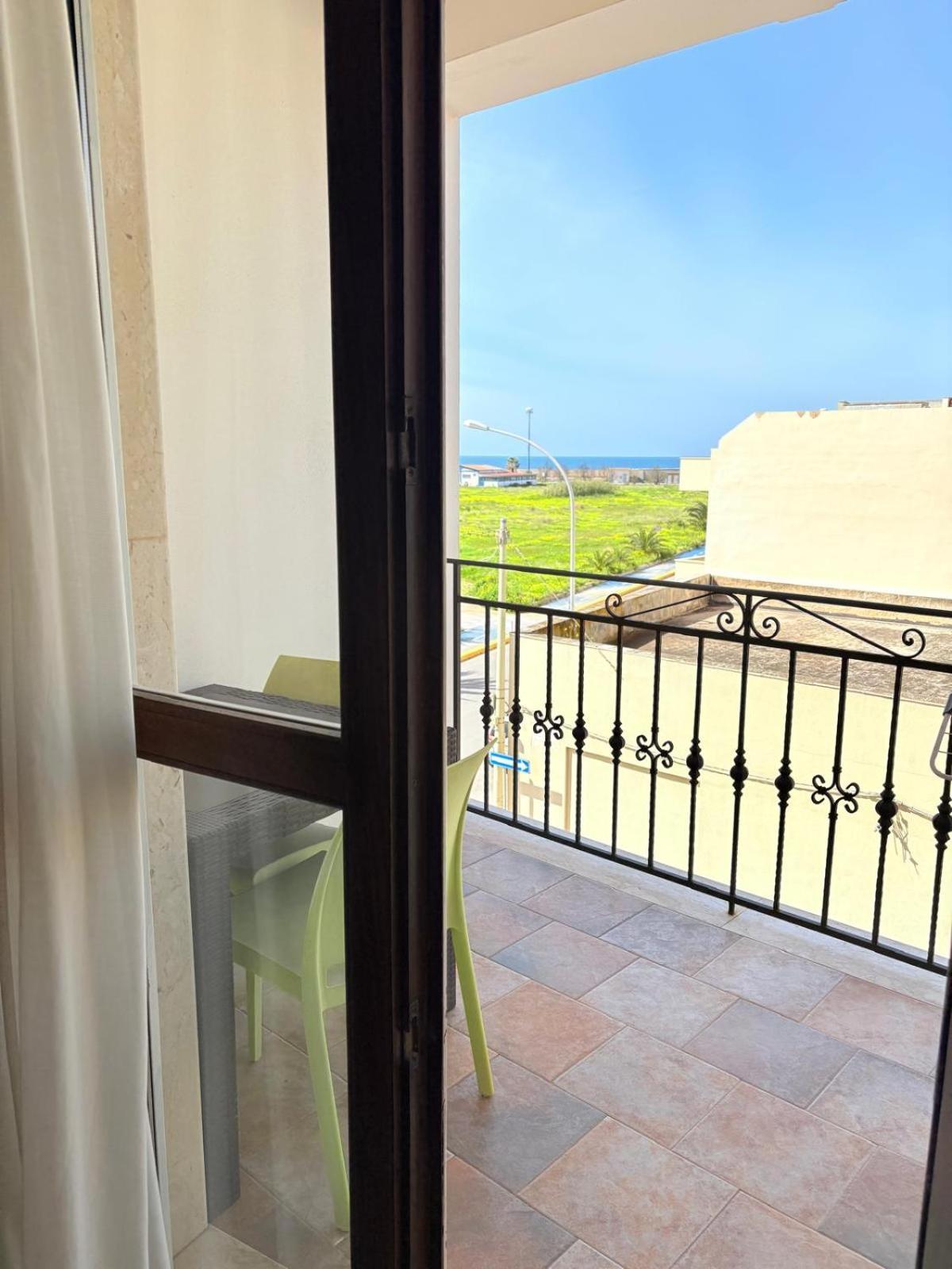 D'Angelo Palace Hotel مازارا ديل فالو المظهر الخارجي الصورة