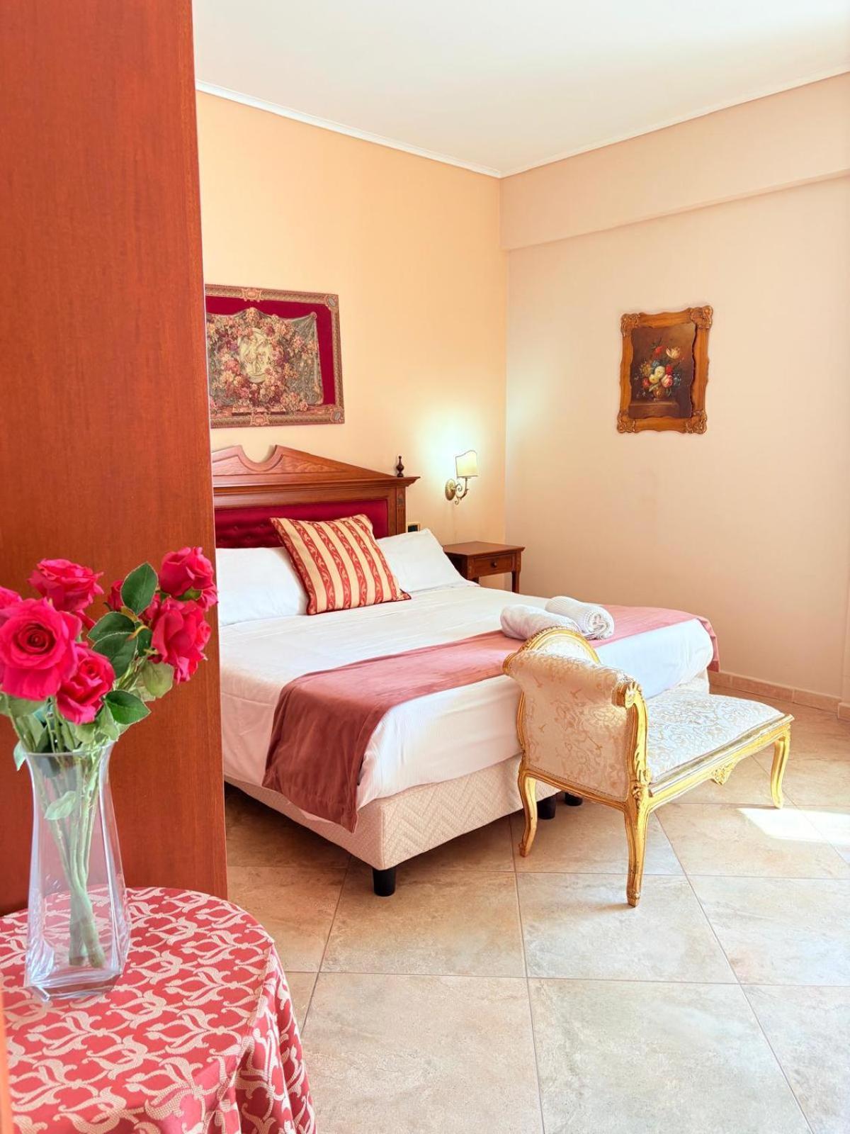 D'Angelo Palace Hotel مازارا ديل فالو المظهر الخارجي الصورة
