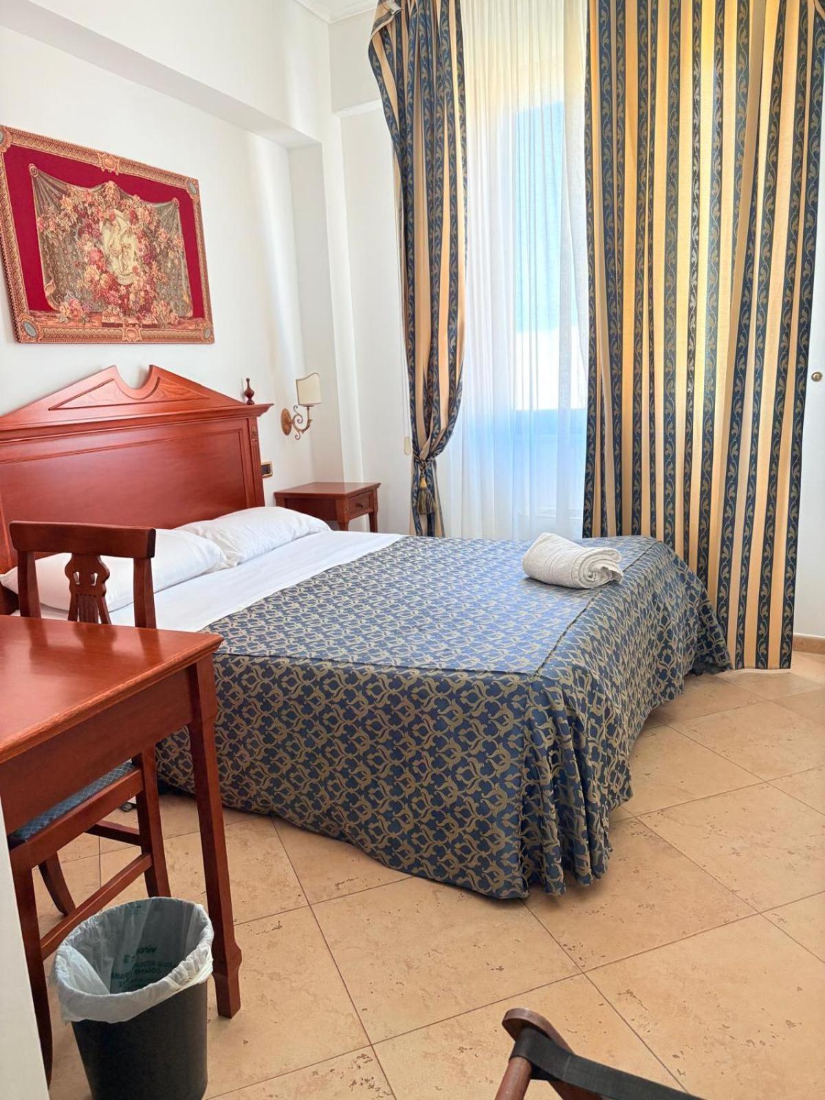 D'Angelo Palace Hotel مازارا ديل فالو المظهر الخارجي الصورة