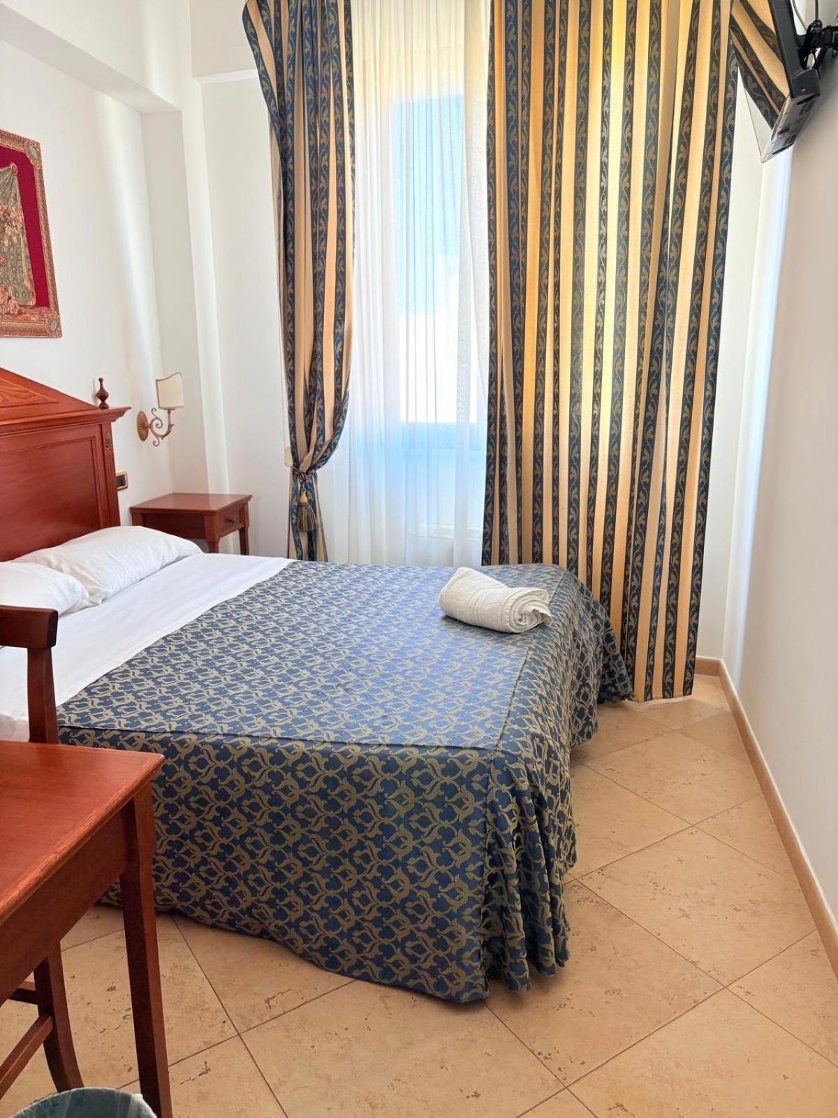 D'Angelo Palace Hotel مازارا ديل فالو المظهر الخارجي الصورة
