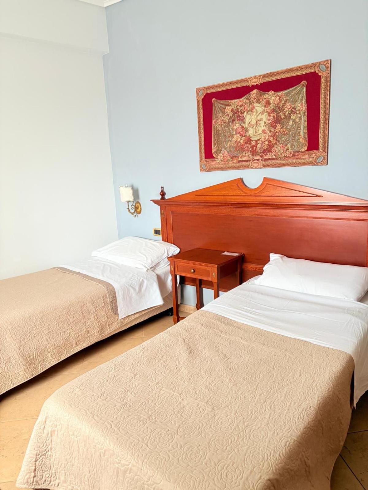 D'Angelo Palace Hotel مازارا ديل فالو المظهر الخارجي الصورة